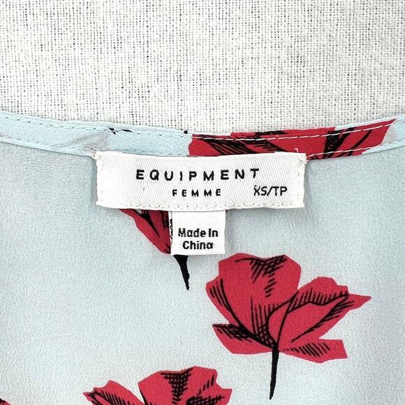 EQUIPMENT Layla Floral Print Silk Cami Tank Womens XS Blue Red Spaghetti Strap - Picture 14 of 16